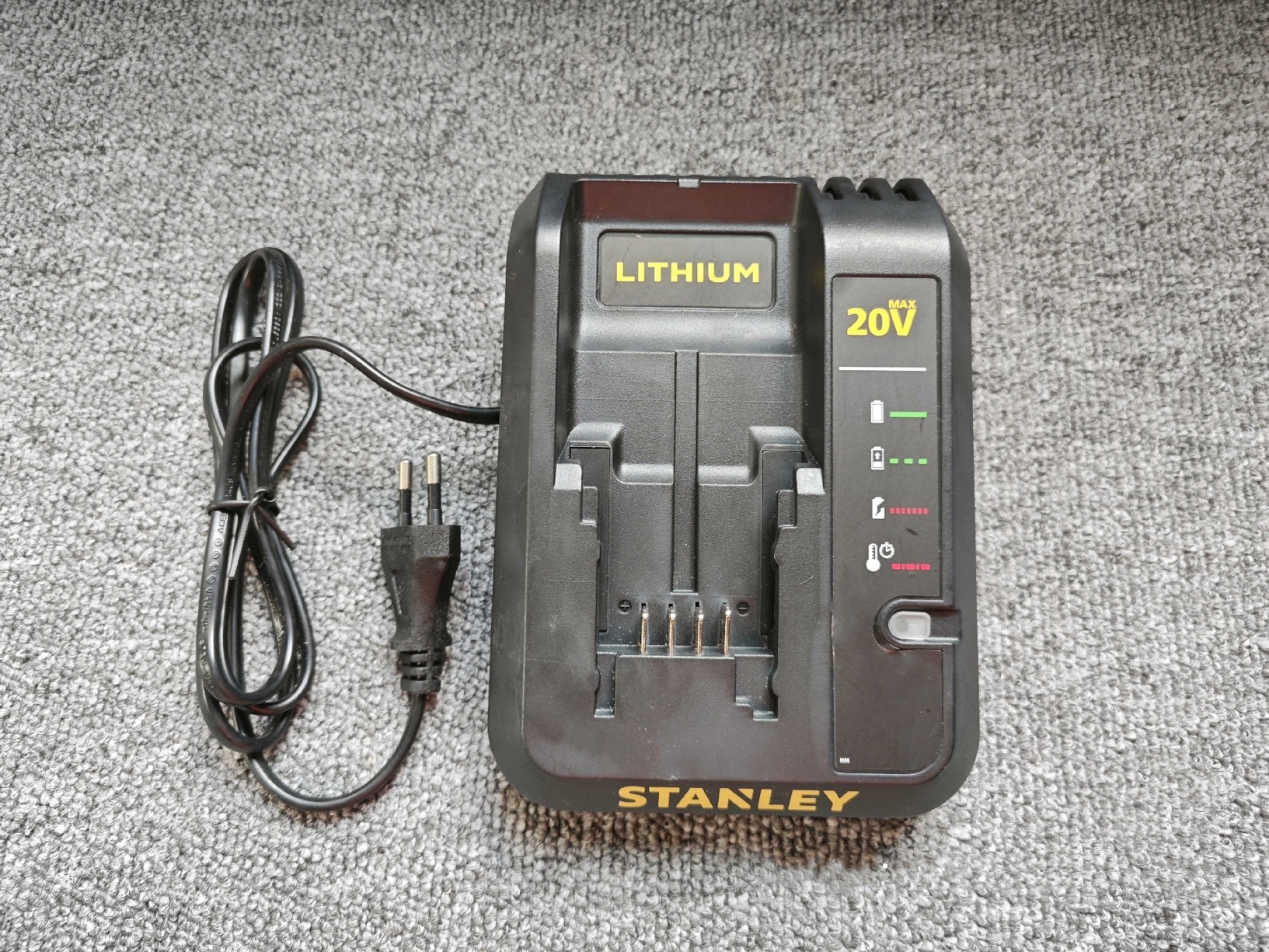 20V 1A Battery Charger for STA - Power Tools Stanley review and price